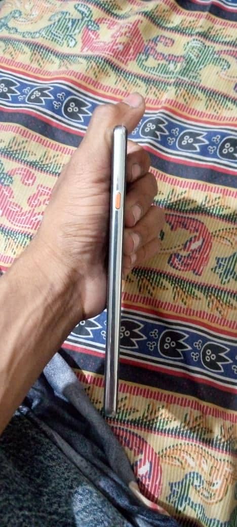 Tecno CAMON 40 3