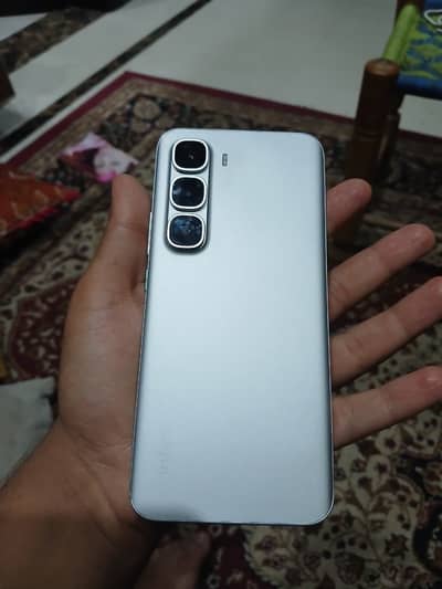 INFINIX HOT 60 PRO PLUS.