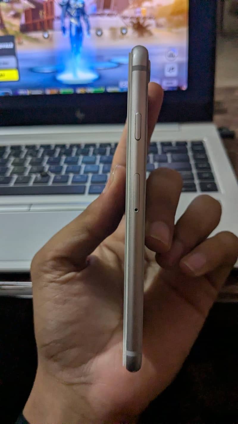 iPhone 8 1