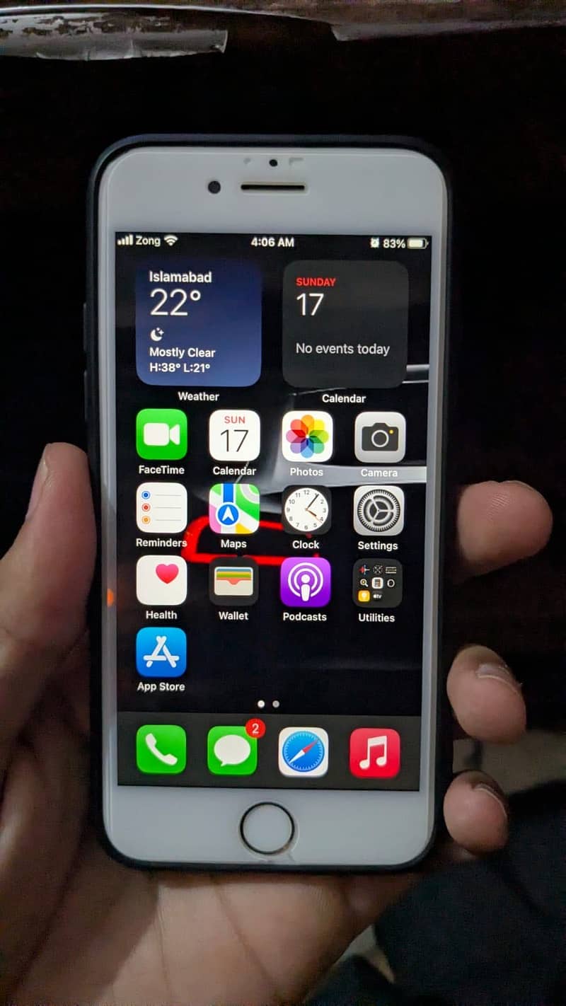 iPhone 8 3