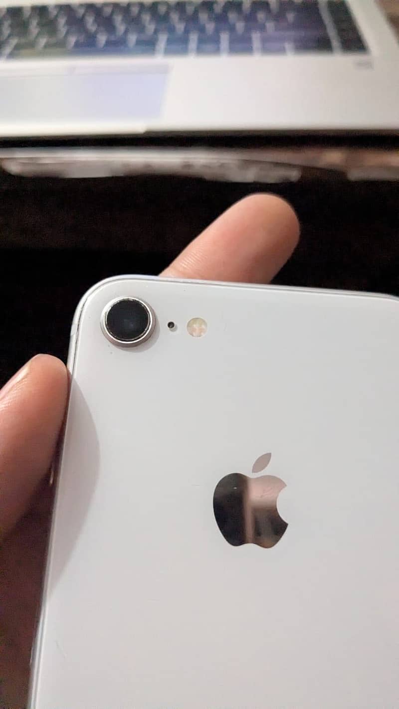 iPhone 8 7