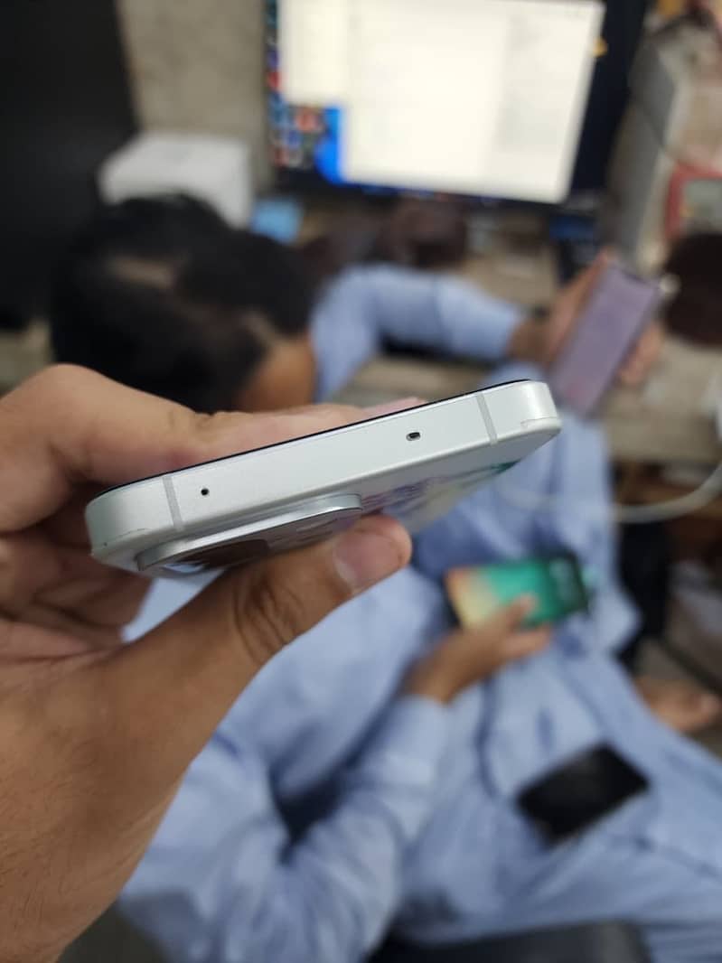 Oneplus 13s 1