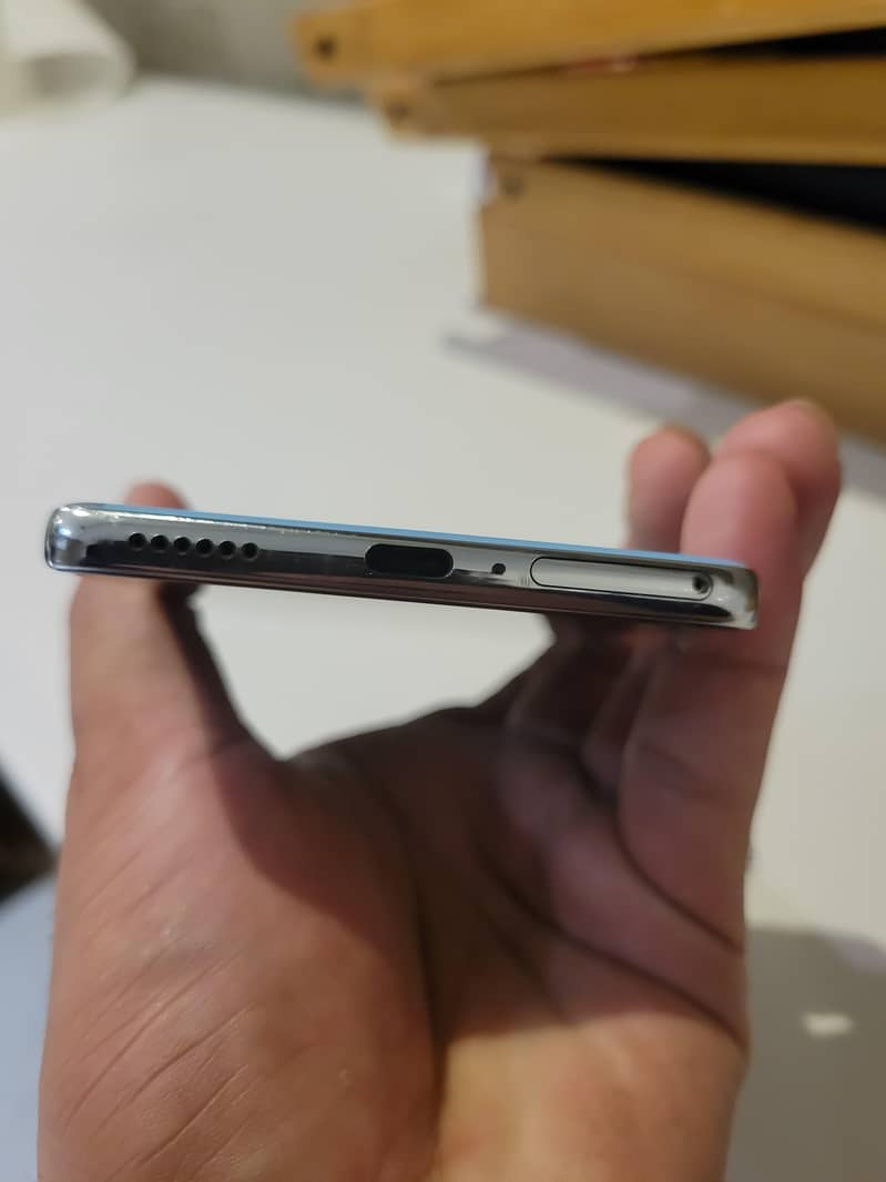 Tecno CAMON 40 2