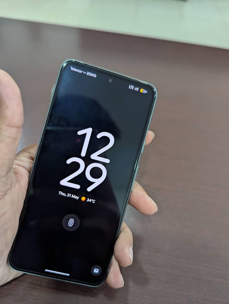 Google Pixel 8 1