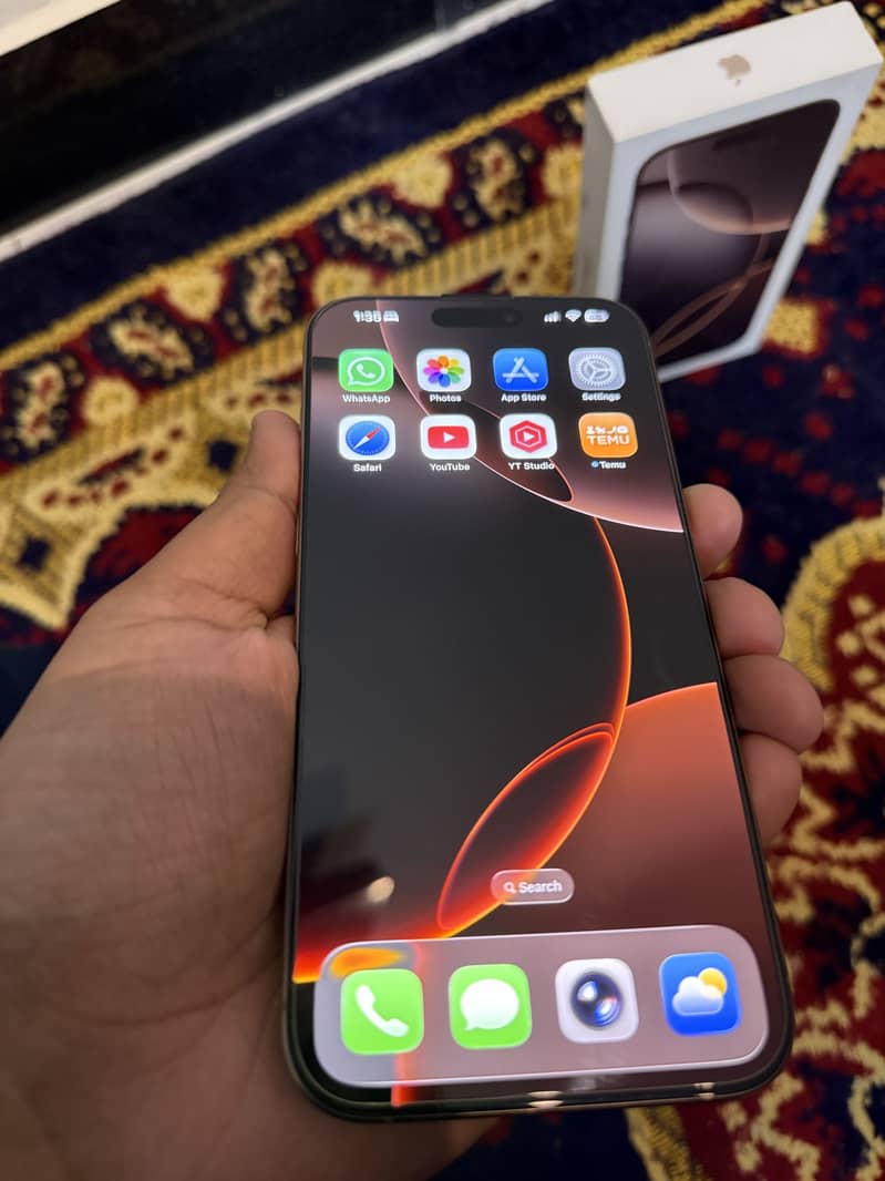 IPhone 16 Pro Max 3