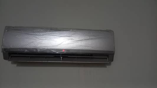 Gree Inverter one(1) ton Ac