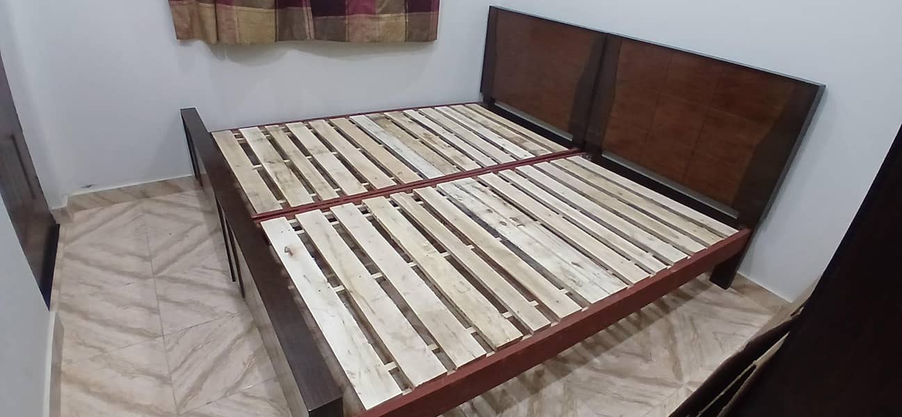 Wood Single Bed 0