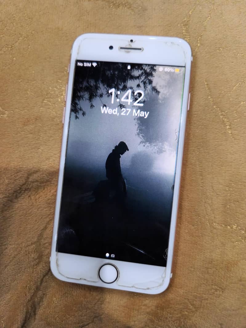 Apple iPhone 7 0