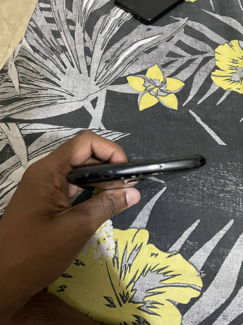 One Plus 6T 1