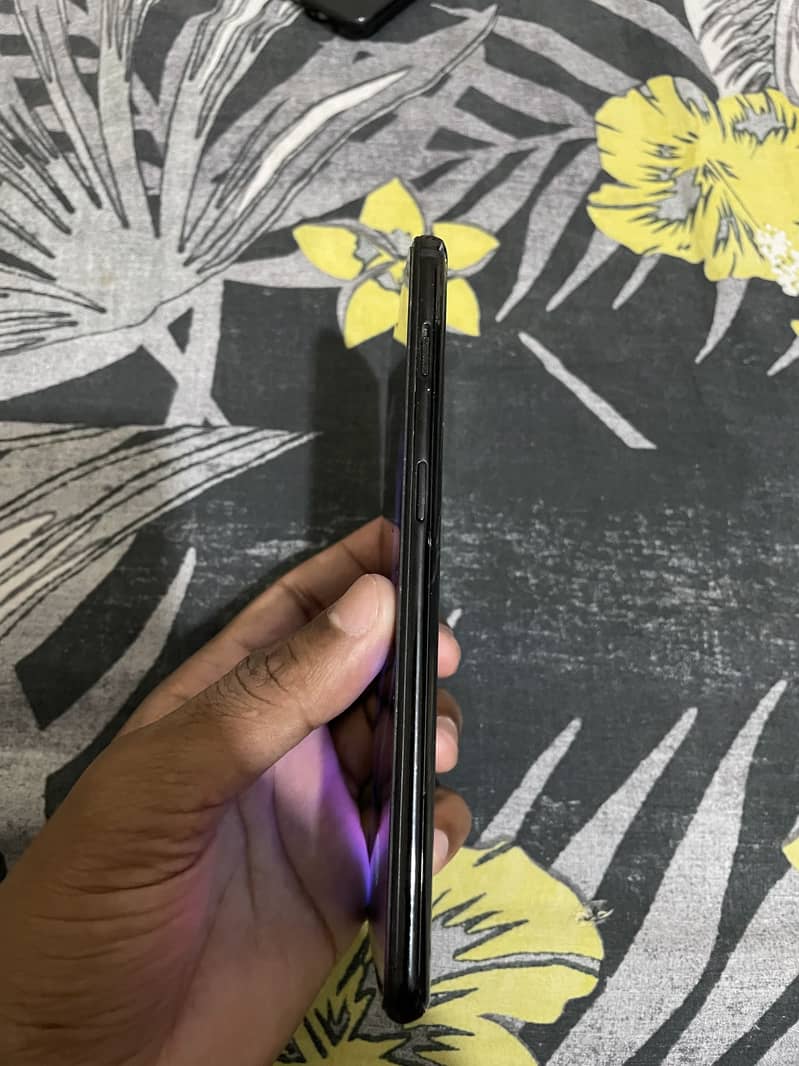 One Plus 6T 2