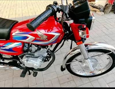 10,10, condition Hy 1 hand use bike Hy jis mere Bhai ny lyni rabta krl
