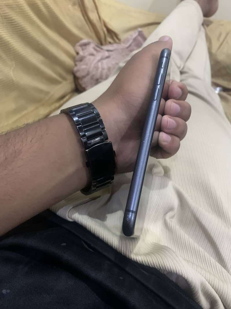 iPhone 11 1
