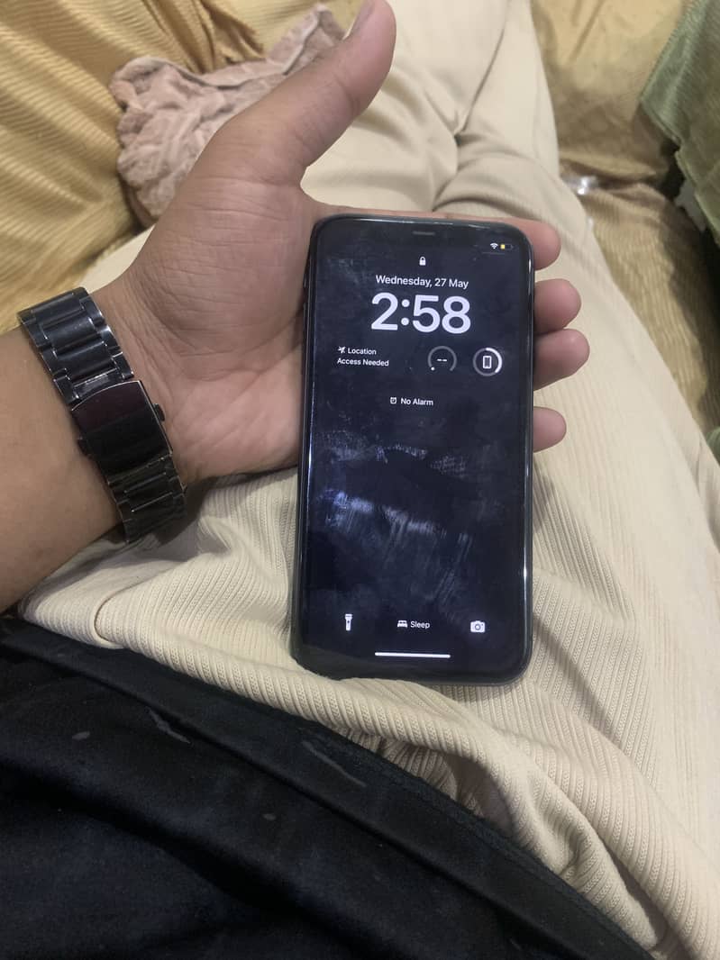 iPhone 11 2