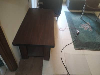 Center table for sale urgently full hard and reliable serious buyers