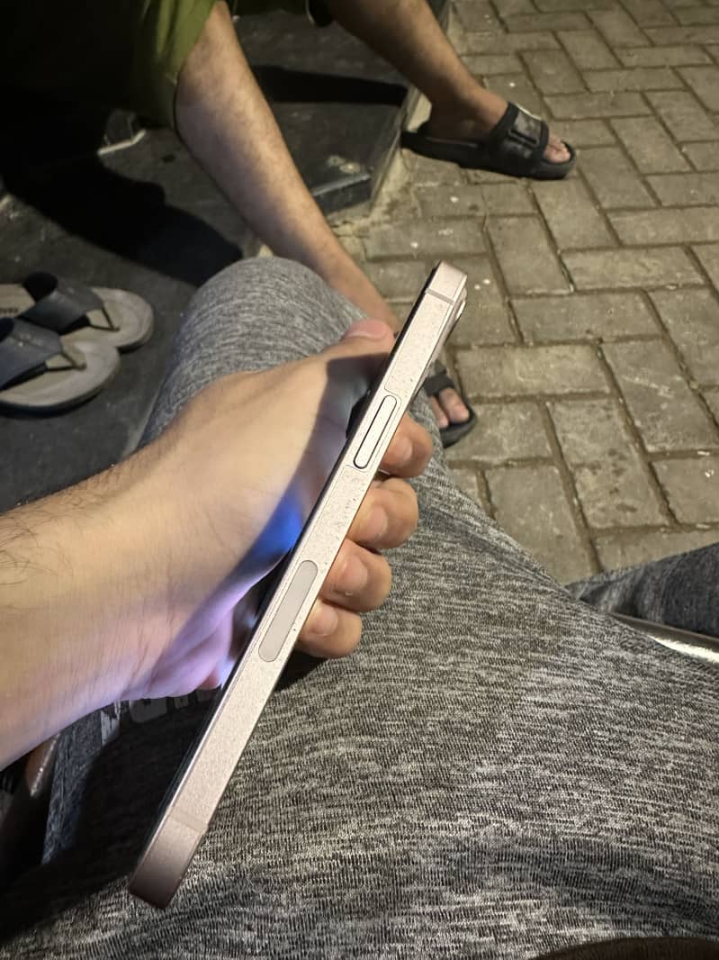 IPhone 13 5