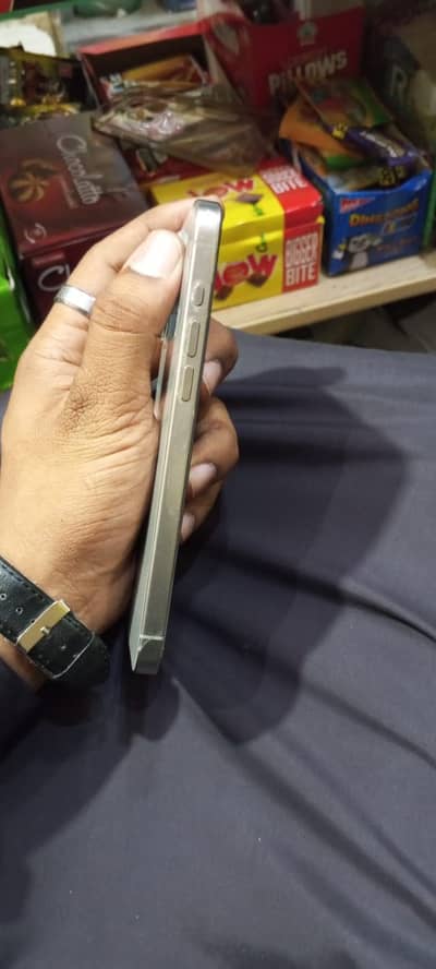 Apple iPhone 15 Pro Max JV