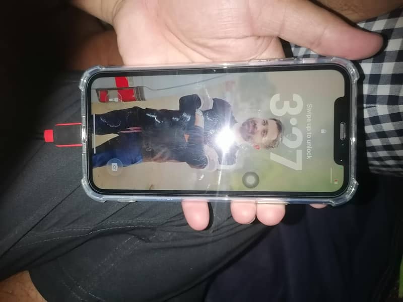 iPhone 11 2