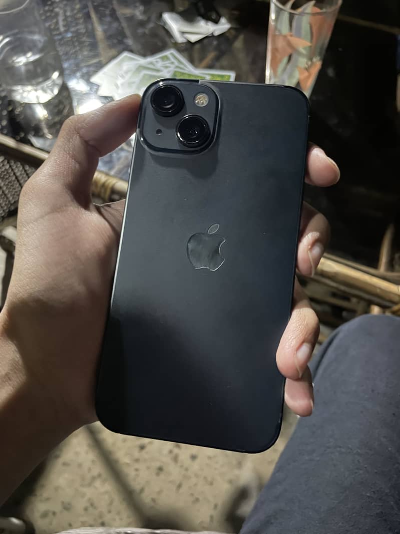 iPhone 13 1