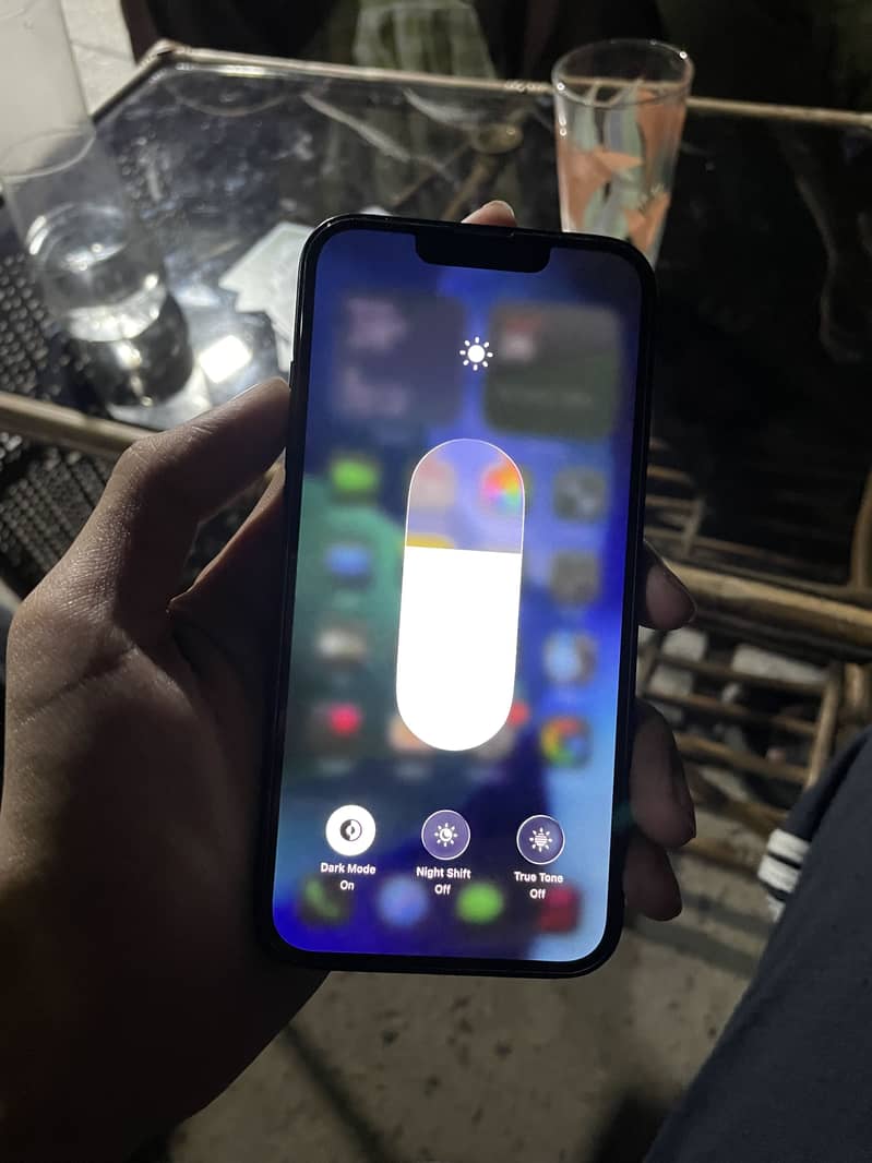 iPhone 13 7