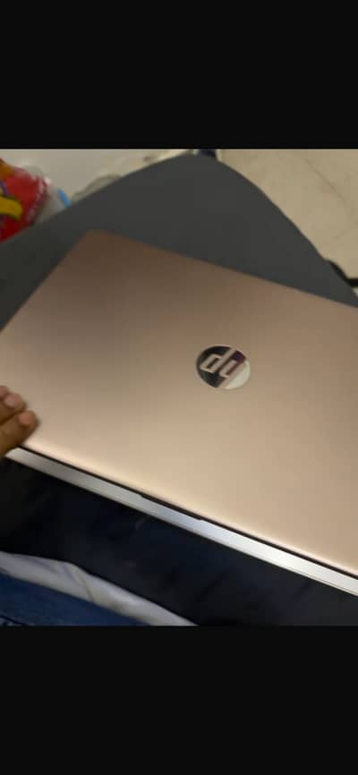 HP GAMING LAPTOP RYZEN 5 With Vega 8