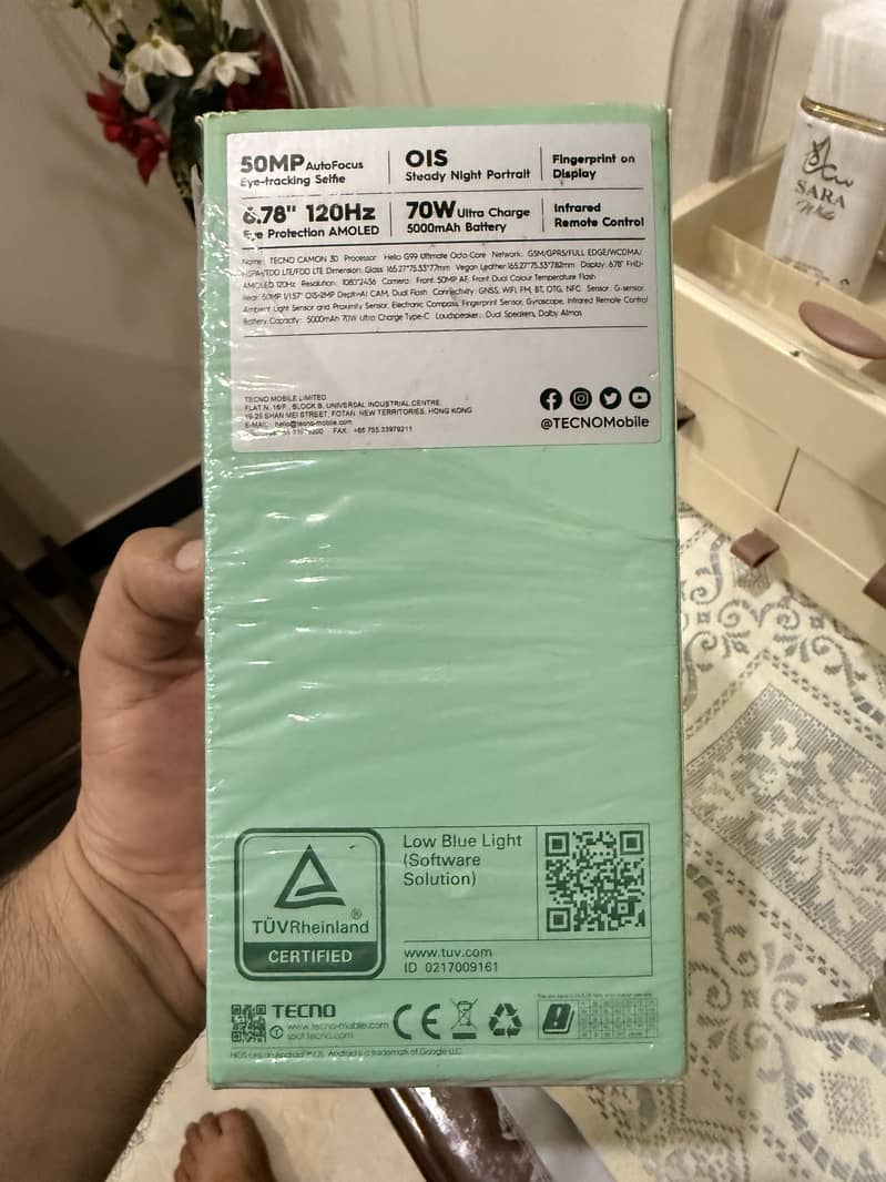 Tecno CAMON 30 1
