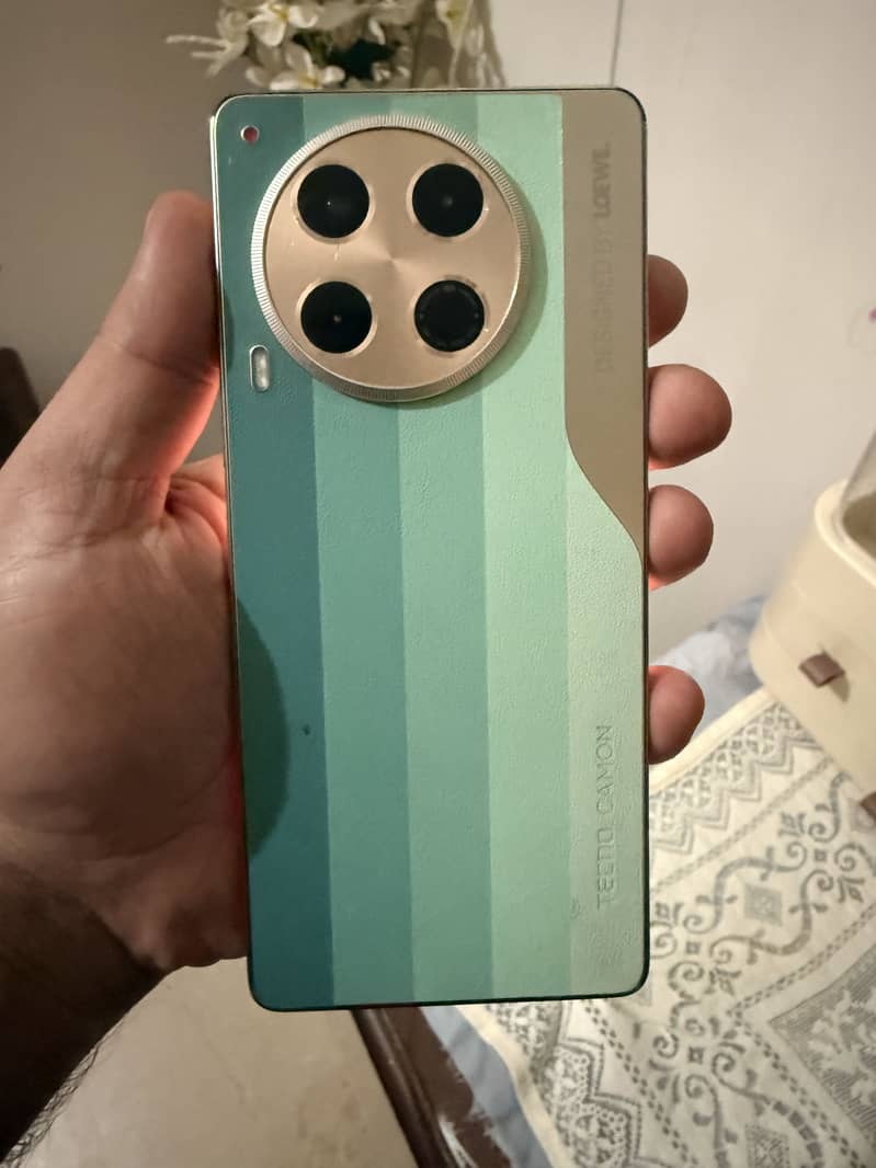 Tecno CAMON 30 5