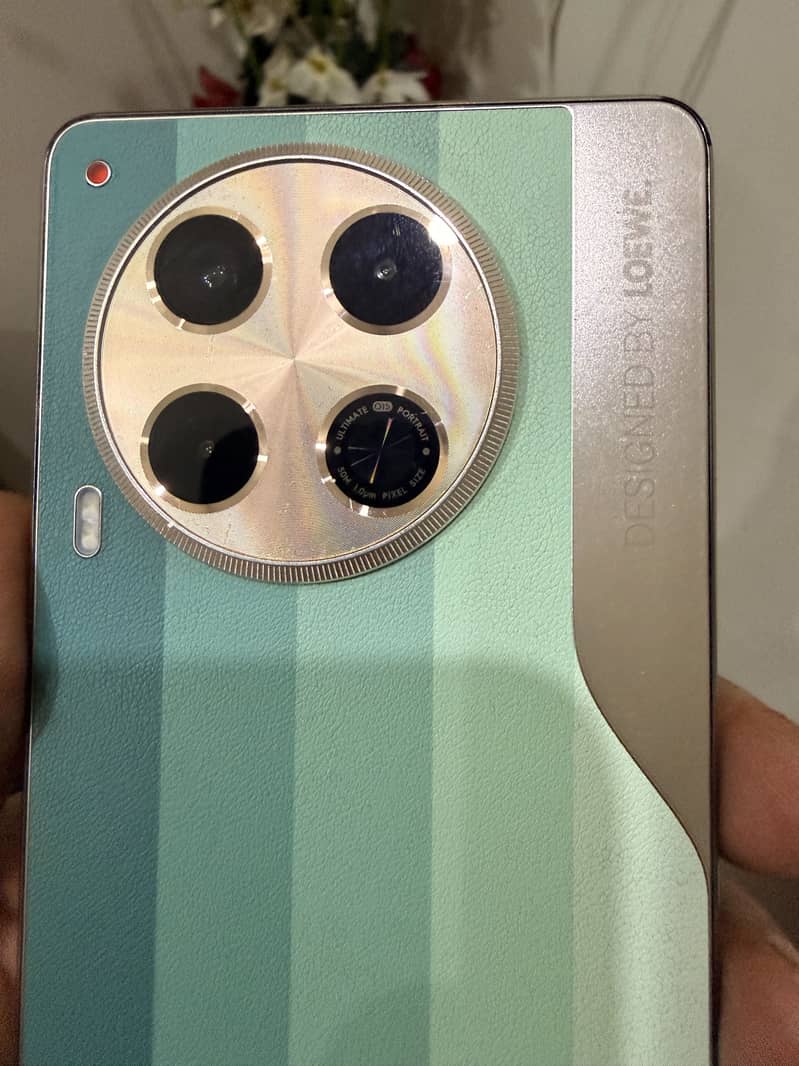 Tecno CAMON 30 8