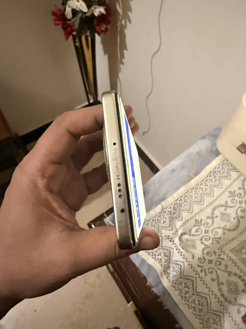 Tecno CAMON 30 9