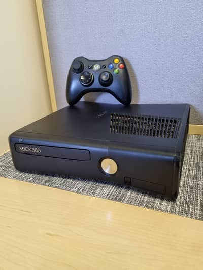 Xbox 360 ultra slim edition with all accessories