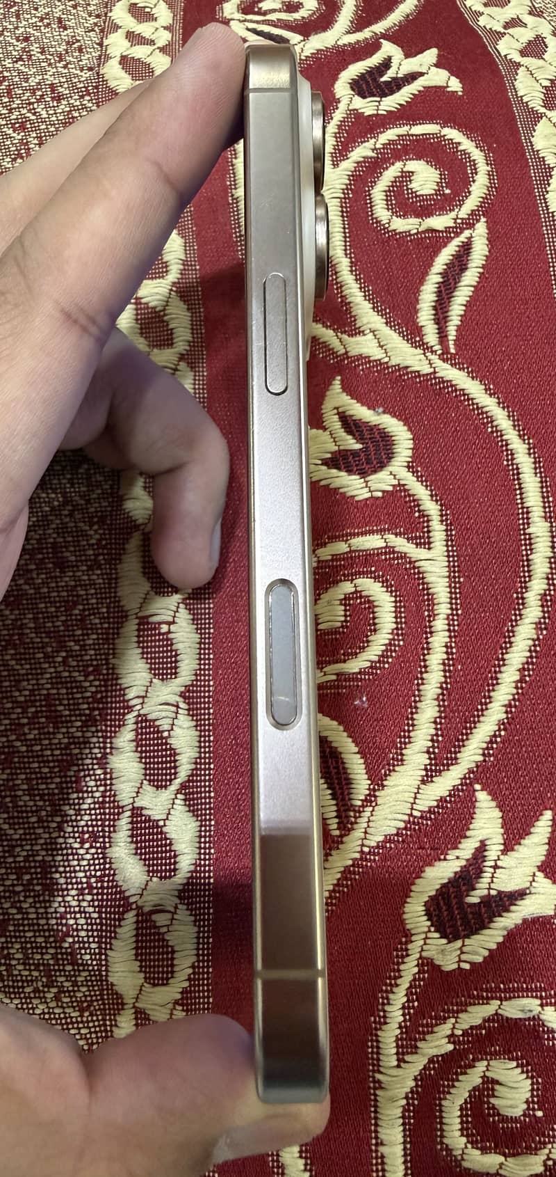 Apple iPhone 16 Pro 5