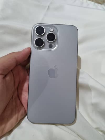 Apple iPhone 15 Pro Max jv