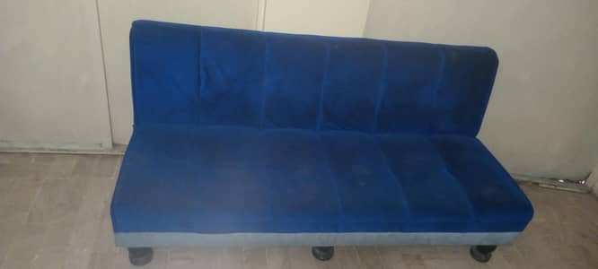 sofa combed