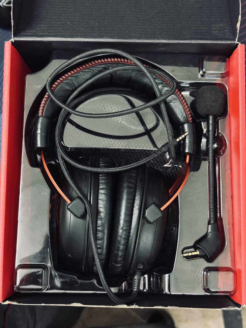 HyperX Cloud 2 Gaming Headset 9