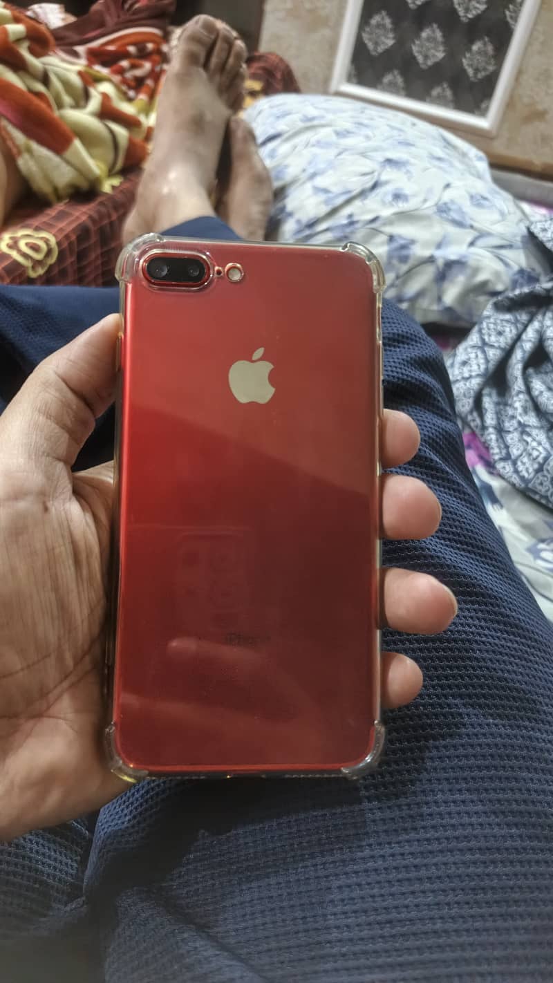 Apple iPhone 7 Plus 1