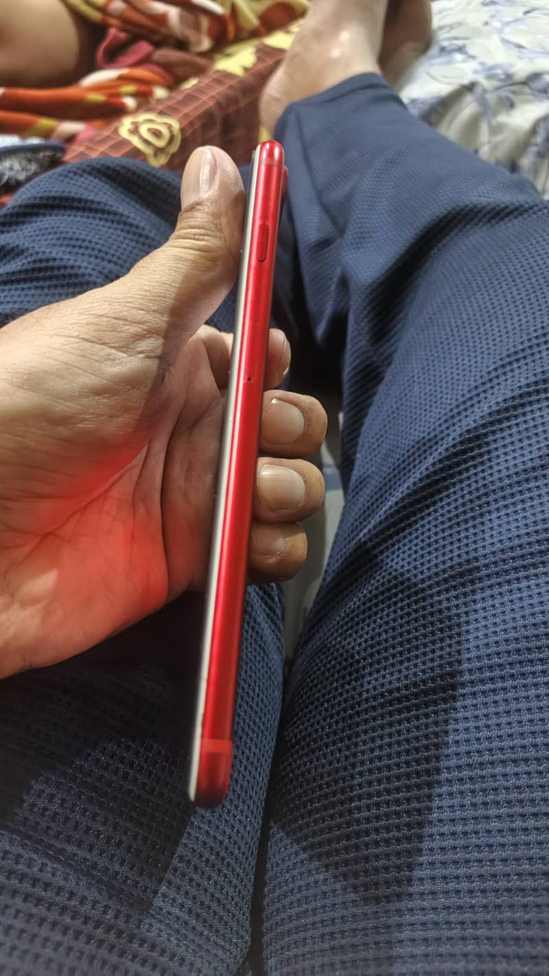Apple iPhone 7 Plus 2