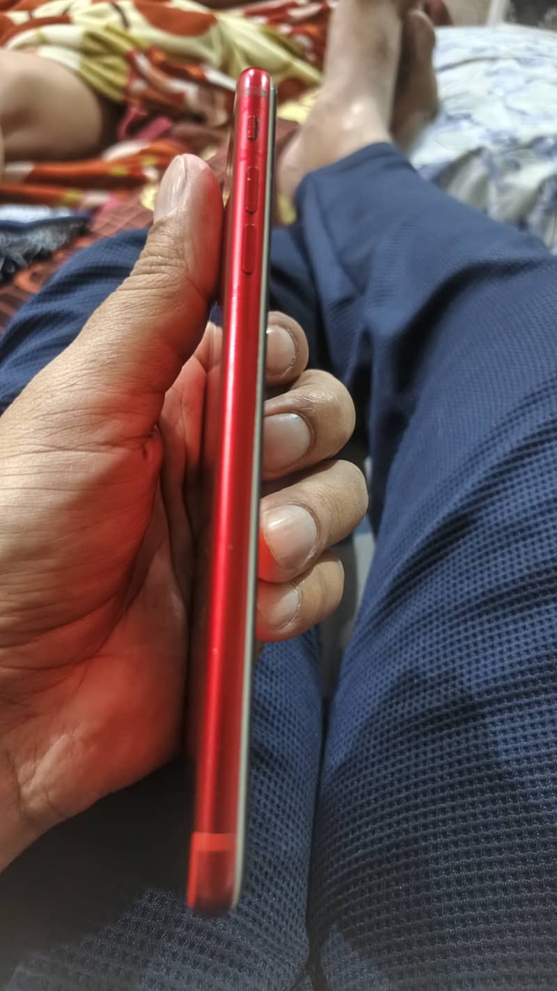 Apple iPhone 7 Plus 6
