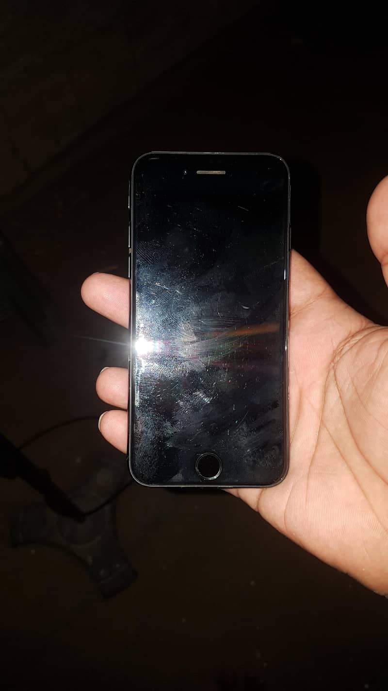 Apple iPhone SE 1