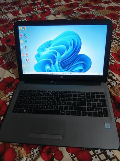 HP LAPTOP