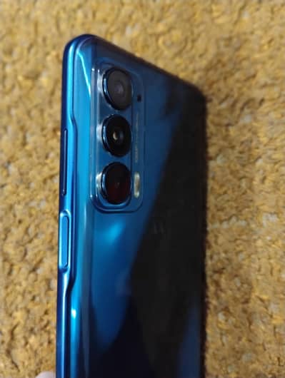 moto edge 2021