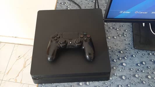 PS4 1tb (Crisp Condition)
