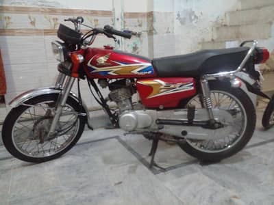 Honda 125  totally  original condition  20 model biometric moqe pe he