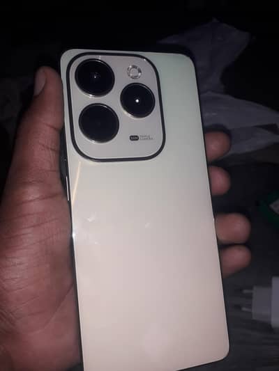 infinix hot 40