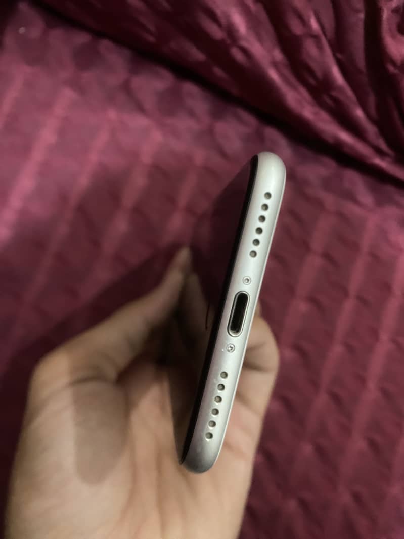 Iphone SE 2020 Model 1