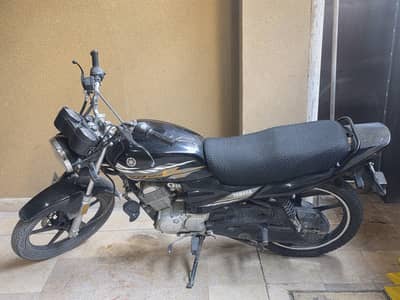Yamaha YB 125Z DX
