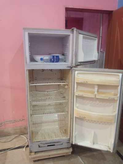 I'm selling my fridge in working condition