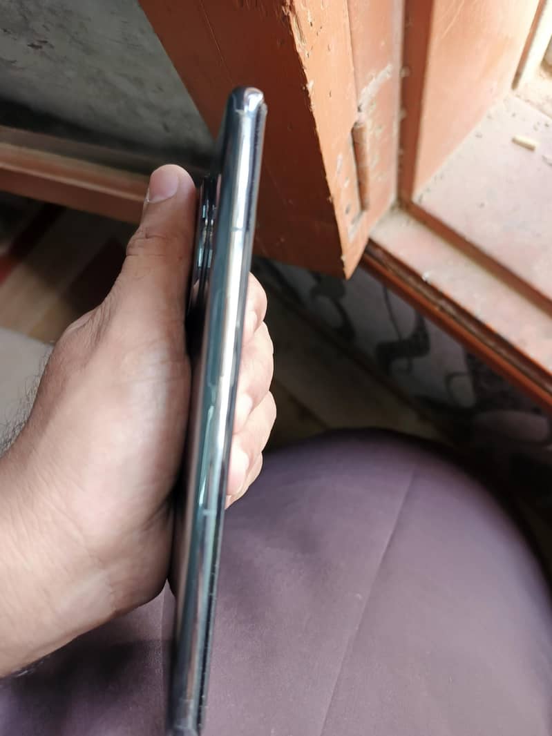 One Plus 11 4
