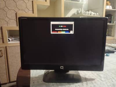 Compaq Q2159 Full HD Widescreen LCD with built in speakers