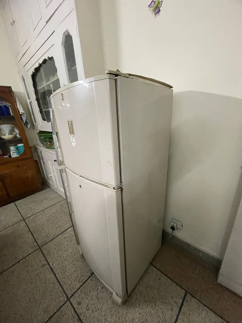 dawlance monogram fridge 11