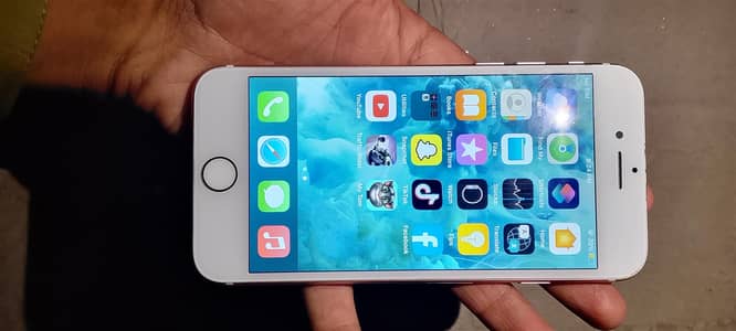Apple iPhone 7