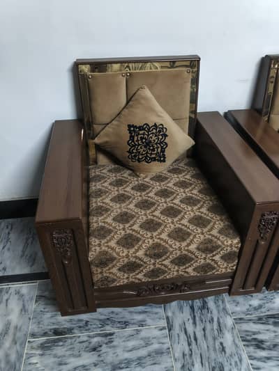 Sofa set